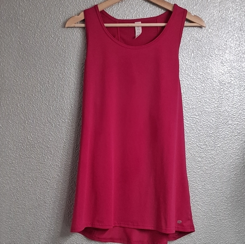 NWT Marika Bright Pink Workout Top.   Size XL